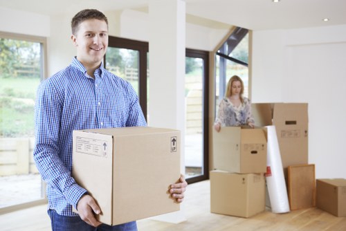 Local moving service for Mile End streets and access challenges