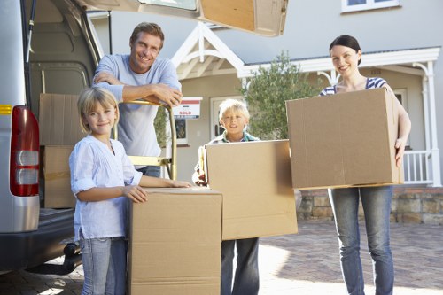 Commercial removals support for businesses in Mile End