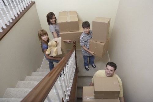 Moving day preparation and truck loading service in Mile End